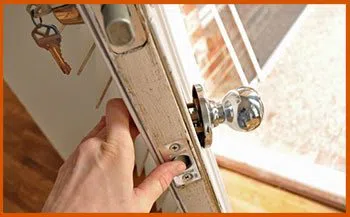 Southfield MI Locksmith Store Southfield, MI 248-285-9011 - 12-changing-locks